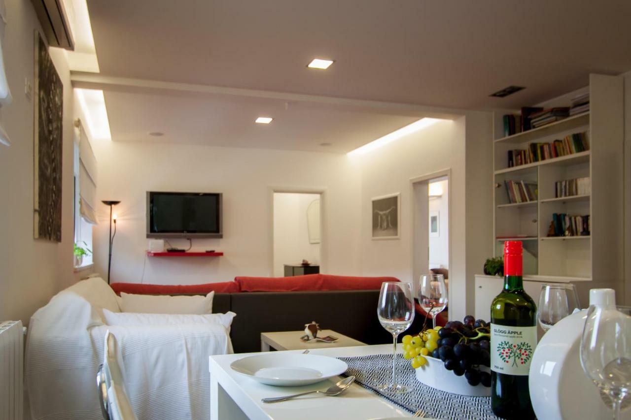Zen & Art Suite Pula Exterior photo